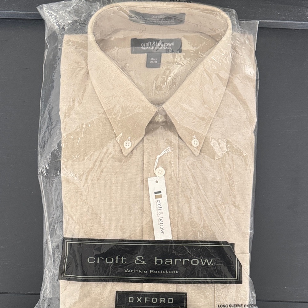 New With Tags Croft & Barrow Men's Beige Oxford Dress Shirt Wrinkle Resistant
